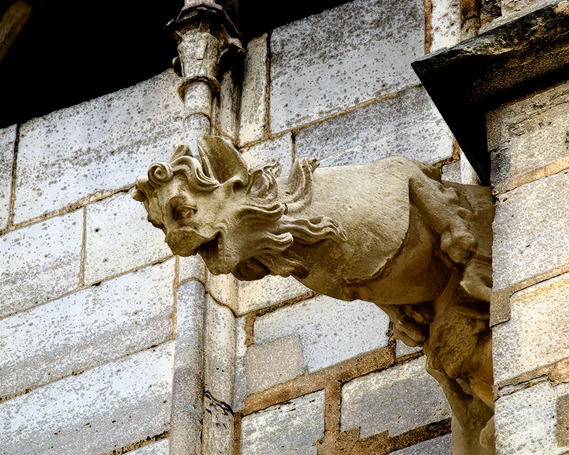 %_tempFileName24)%20St.%20Severin%20Gargoyle%202%