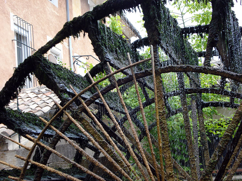 48) Roue à Eau Tombant